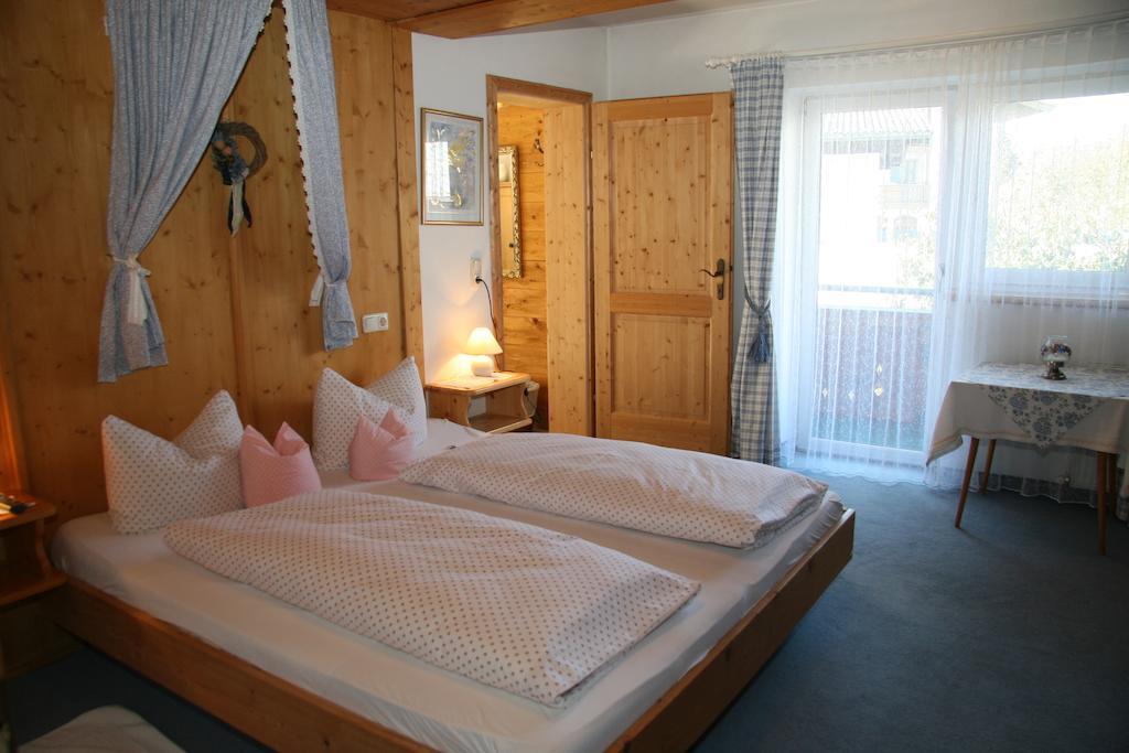 Gasthof Pension Lanzenhof Going am Wilden Kaiser Phòng bức ảnh