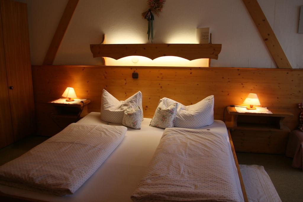 Gasthof Pension Lanzenhof Going am Wilden Kaiser Phòng bức ảnh